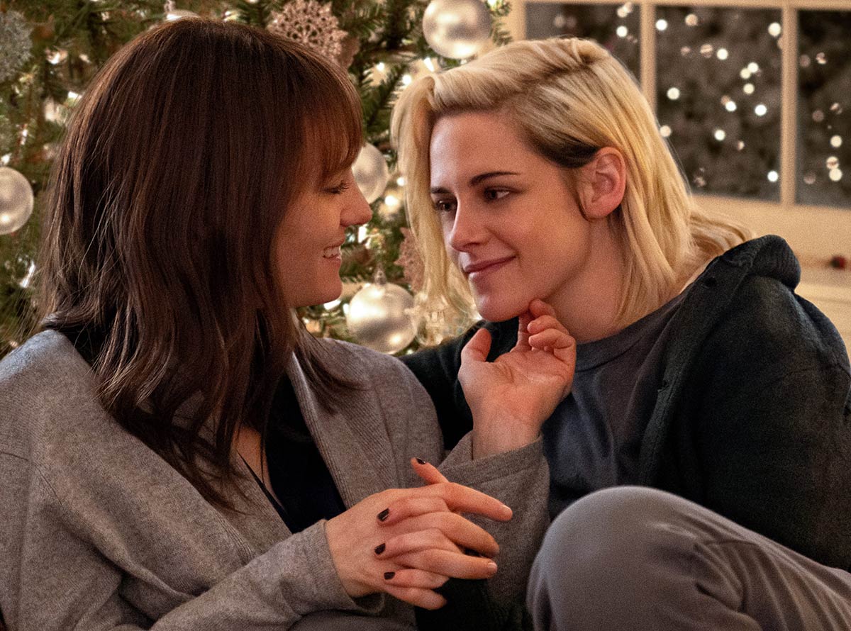 Queerly Not Straight: 'Happiest Season' Spoiler-Free Review | Fangirlish