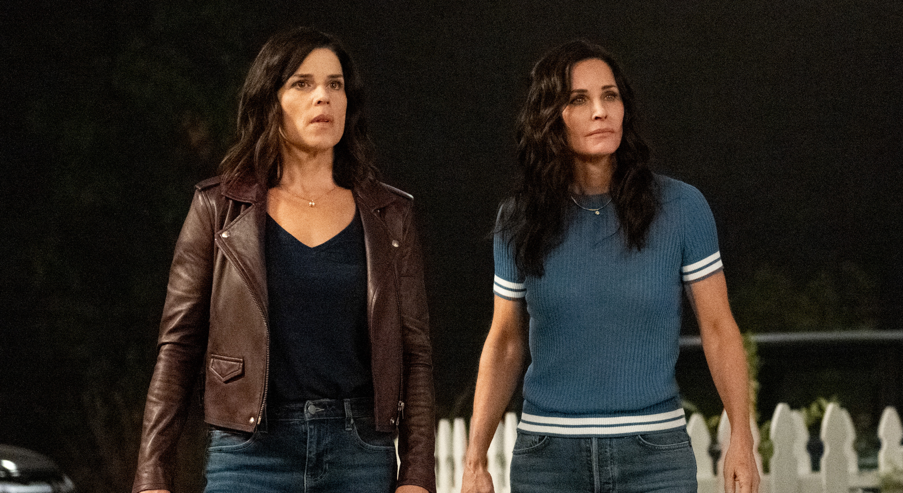 Scream (2022) Neve Campbell as Sidney Prescott and Courteney Cox as Gale Weathers