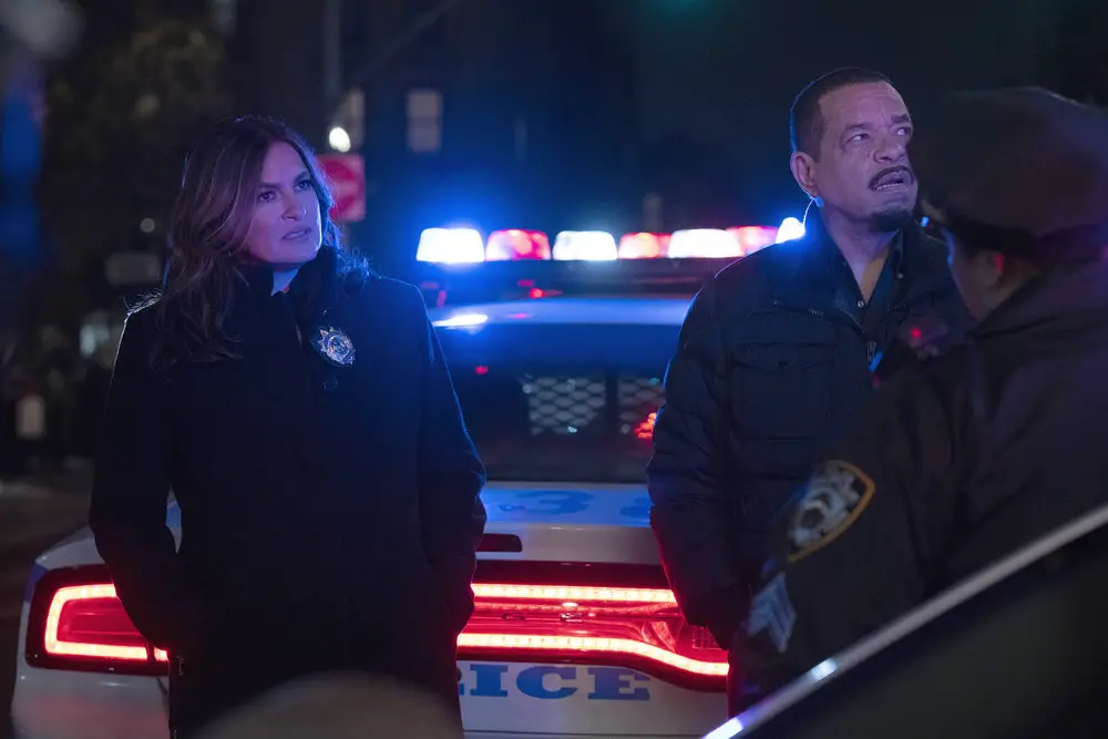 Law & Order: SVU 23x15 "Promising Young Gentlemen" review Mariska Hargitay as Olivia Benson and Ice-T as Fin Tutuola