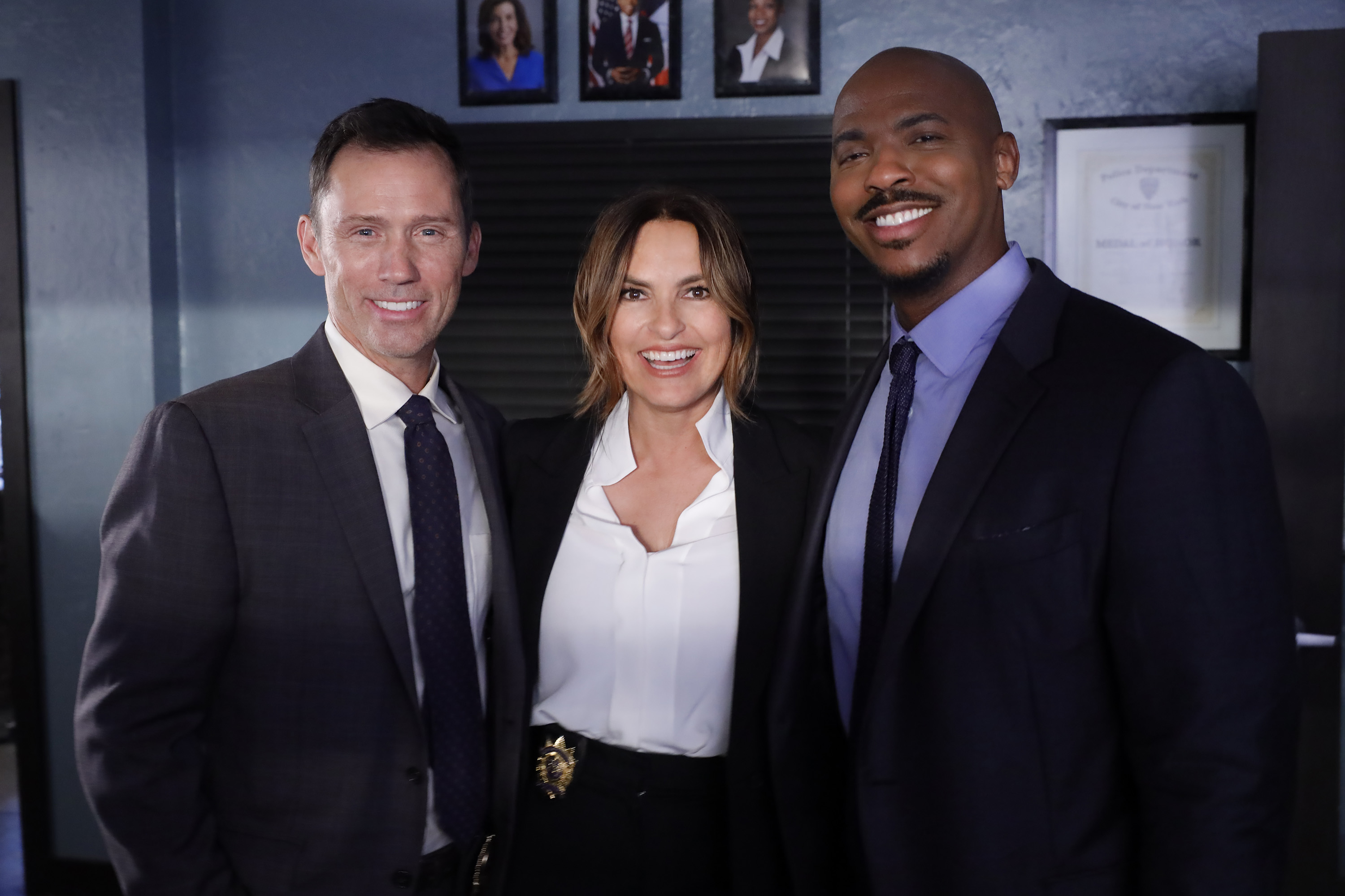 LAW & ORDER PREMIERE EVENT -- "Gimme Shelter" -- Pictured: (l-r) Jeffrey Donovan as Detective Frank Cosgrove, Mariska Hargitay as Captain Olivia Benson, Mehcad Brooks as Detective Jalen Shaw -- (Photo by: Will Hart/NBC)