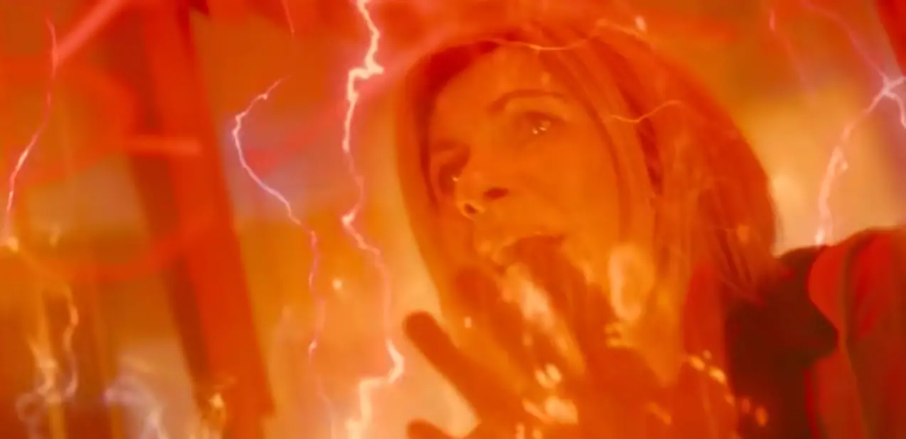 doctor who - 13th doctor regenerates