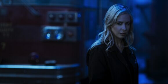 Sarah Michelle Gellar as Kristin Ramsey in WOLF PACK streaming on Paramount+. Photo: Steve Dietl/Paramount+ © 2022 MTVE All Rights Reserved.
