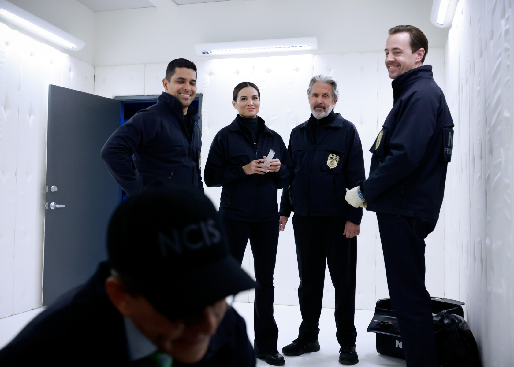 Brian Dietzen as Jimmy Palmer, Wilmer Valderrama as Nicholas “Nick” Torres, Katrina Law as Jessica Knight, Gary Cole as Alden Parker, and Sean Murray as Timothy McGee.