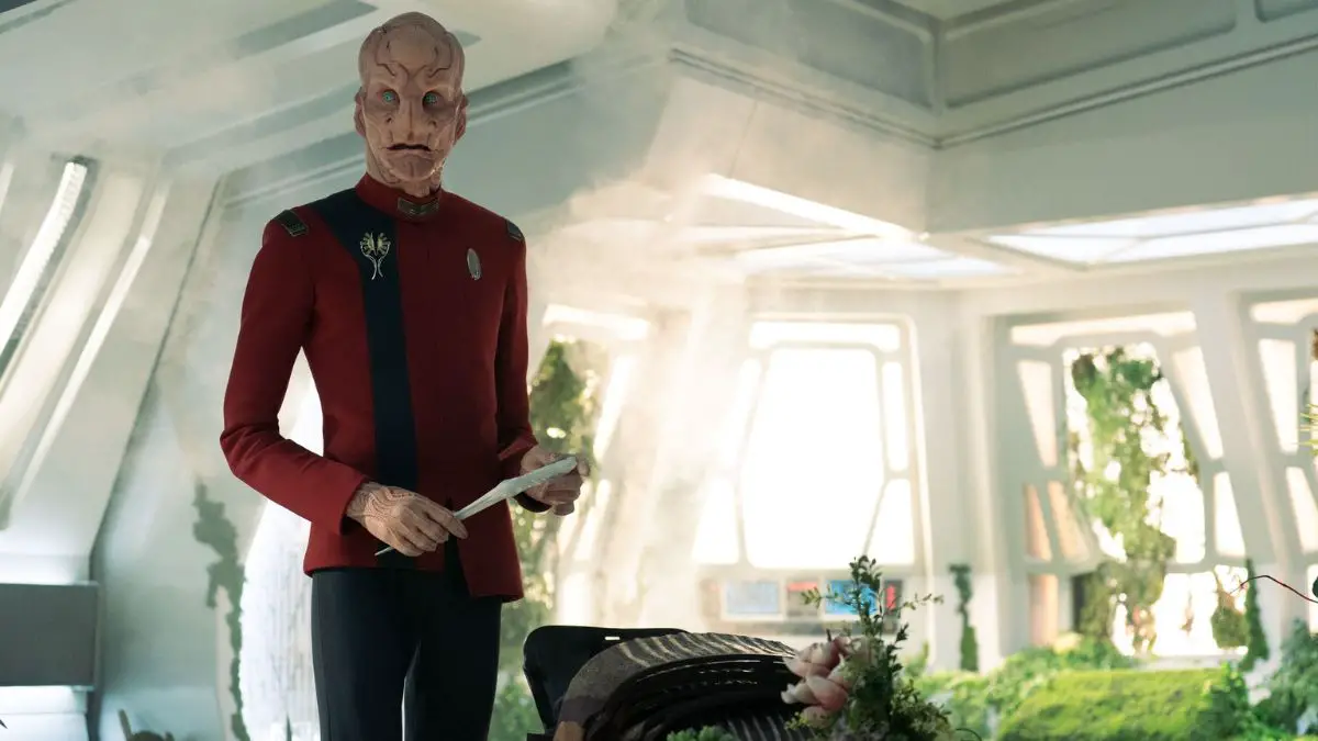 Doug Jones as Mr. Saru in Star Trek: Discovery 5x02 "Under the Twin Moons"