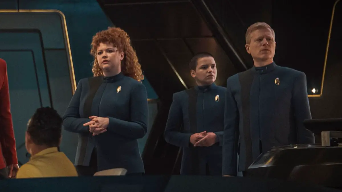 Mary Wiseman as Lt. Tilly, Blu del Barrio as Adira, and Anthony Rapp as Stamets in Star Trek: Discovery 5x05 "Mirrors."