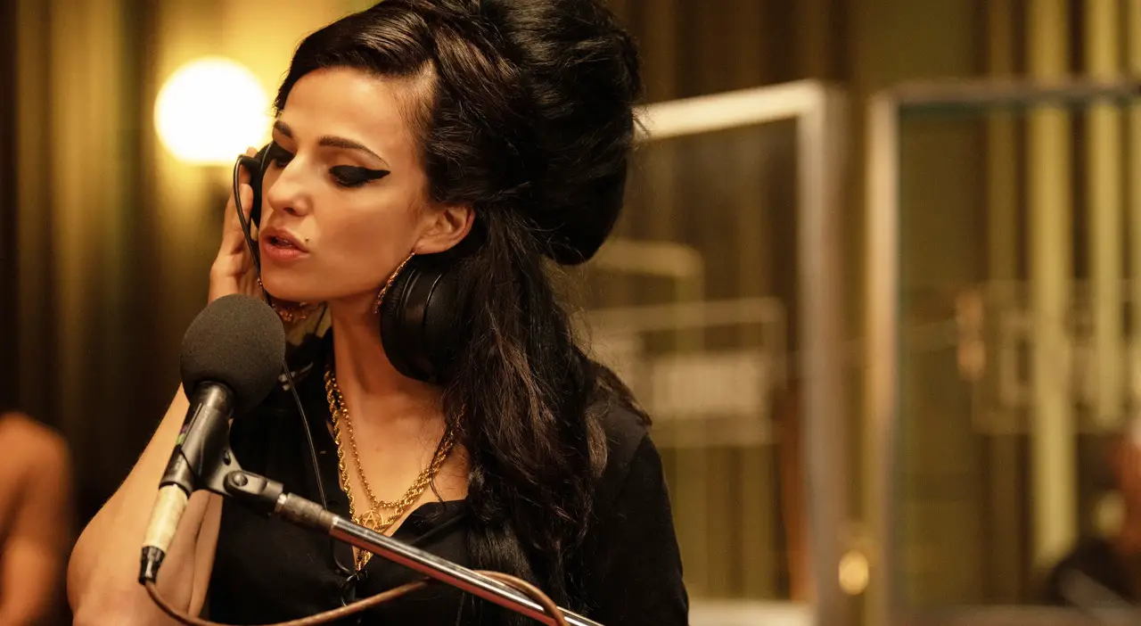 Marisa Abela as Amy Winehouse in Back to Black.
