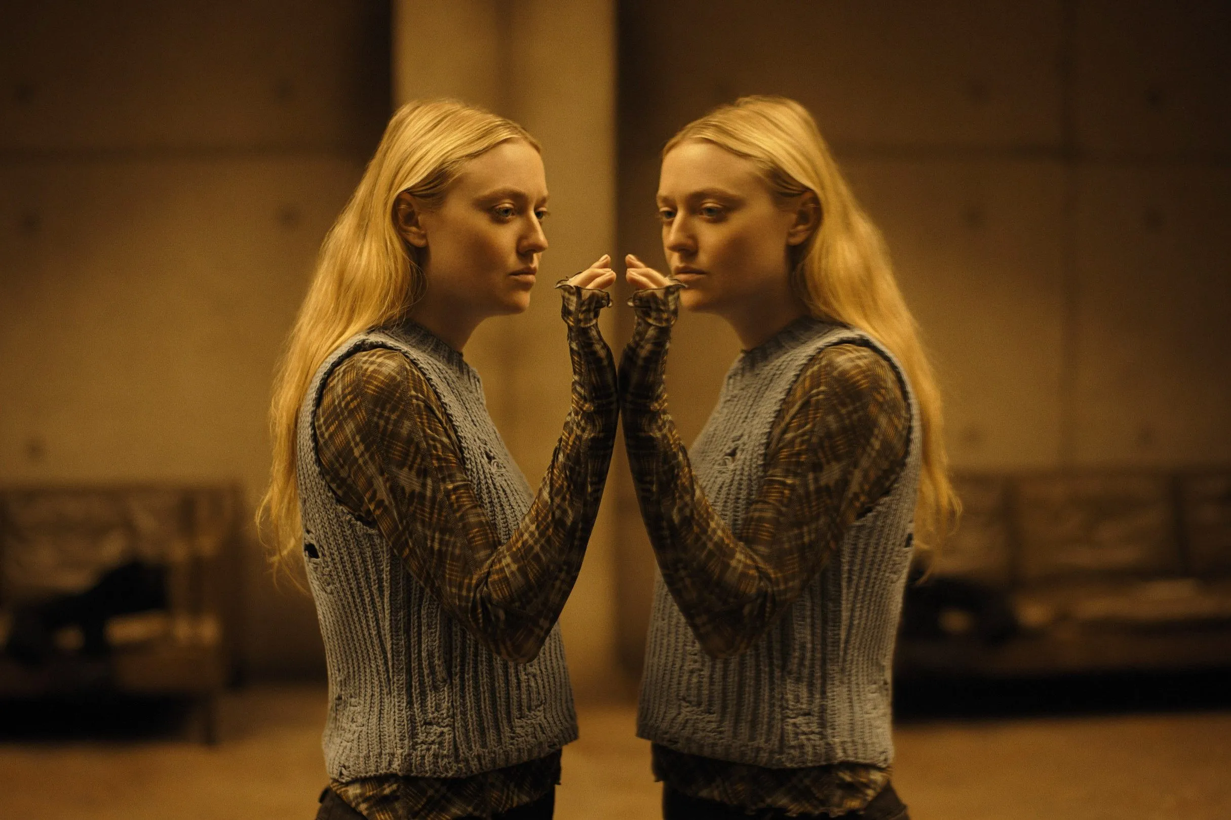 Dakota Fanning in The Watchers