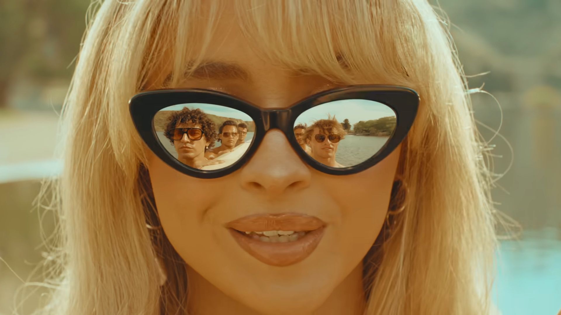 Sabrina Carpenter in Expresso music video