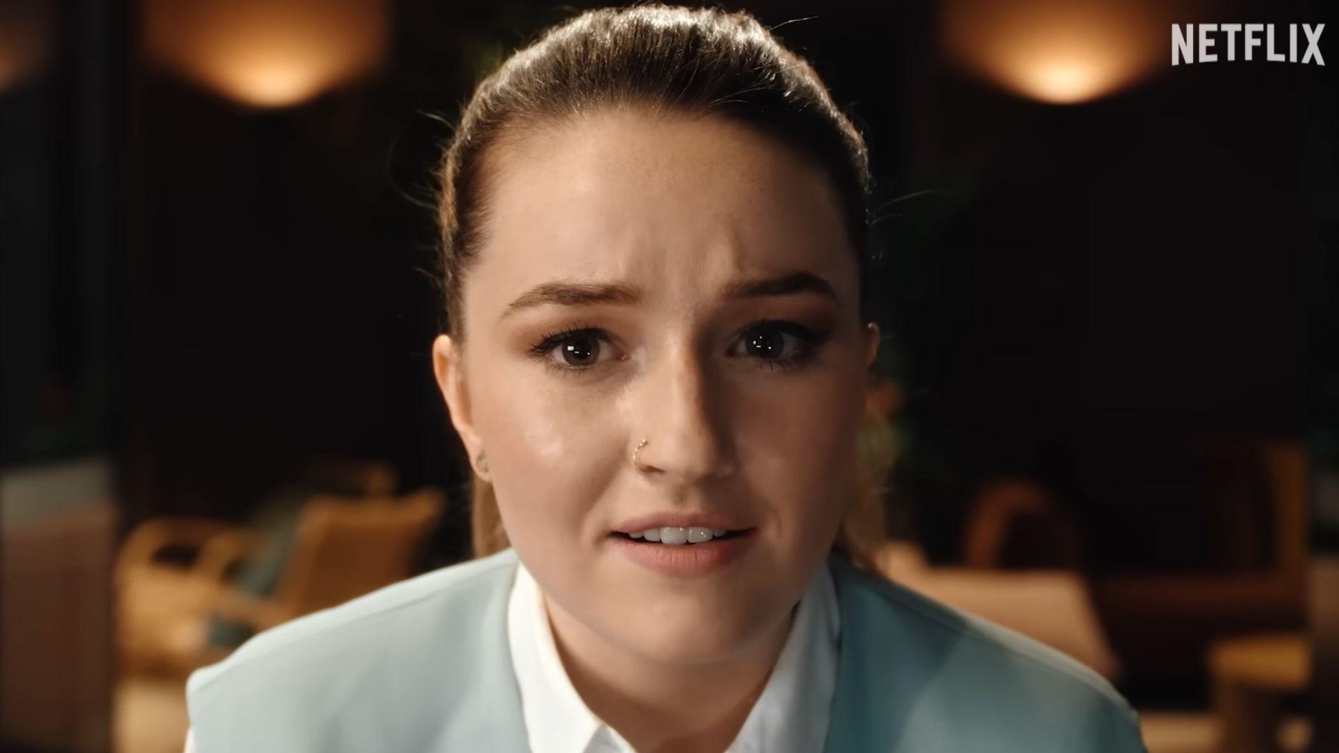 Kaitlyn Dever in Apple Cider Vinegar