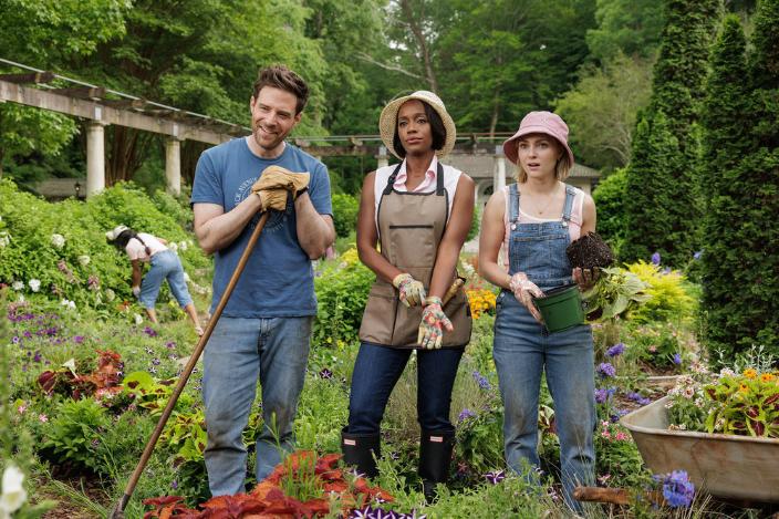 GROSSE POINTE GARDEN SOCIETY -- "Pilot" -- Pictured: (l-r) Ben Rappaport as Brett, Aja Naomi King as Catherine, AnnaSophia Robb as Alice -- (Photo by: Steve Swisher/NBC)