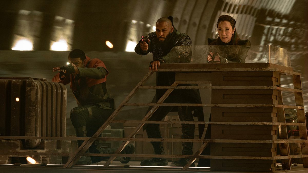 Sam Richardson as Quasi, Omari Hardwick as Alok, Michelle Yeoh as Georgiou in Star Trek: Section 31.