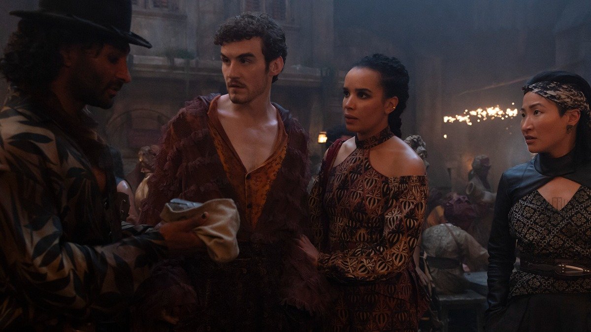 Donal Finn as Mat, Zoe Robins as Nynaeve, and Kae Alexander as Min in The Wheel of Time season 3. Courtesy of Prime Video.