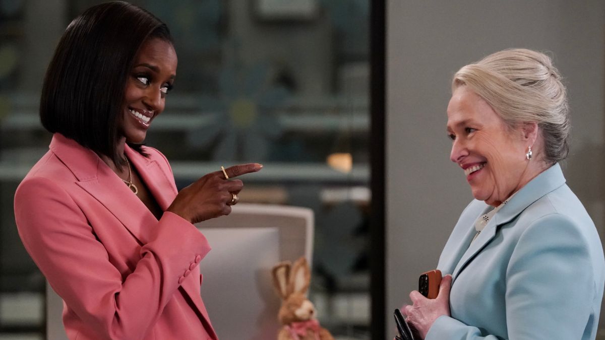 Matlock Season 1, Episode 13, "Pregame" - Skye P. Marshall as “Olympia Lawrence” and Kathy Bates as “Madeline Matlock”