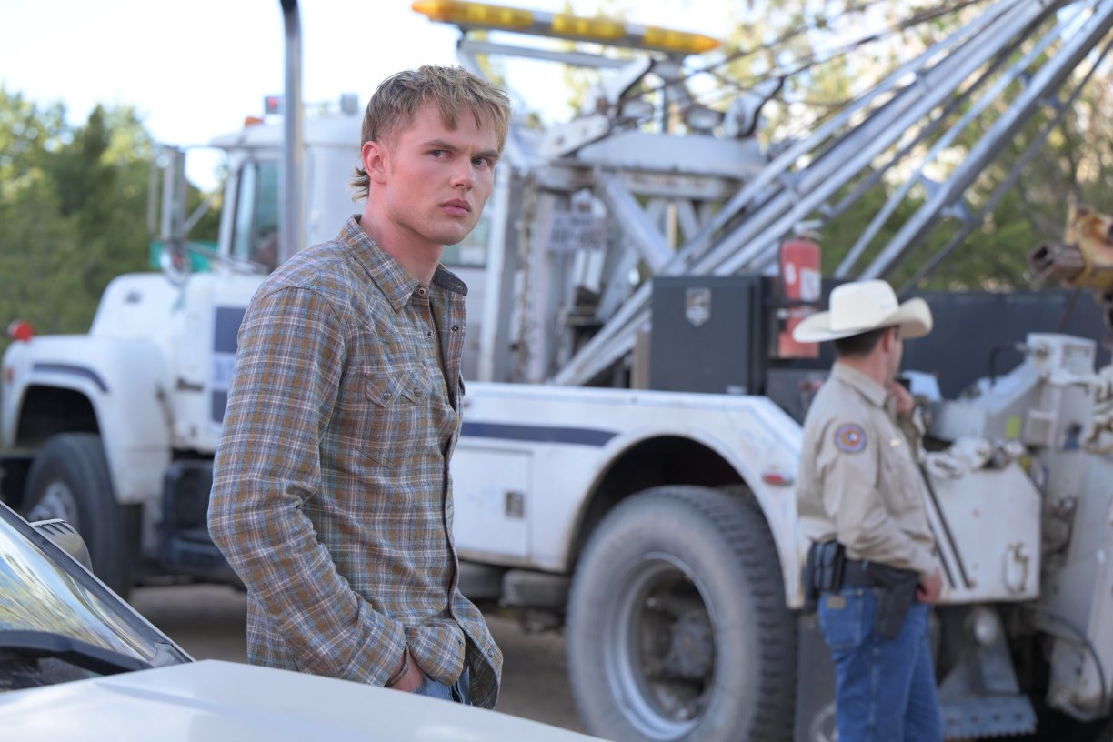 Ransom Canyon, Episode 6 (Photos Courtesy of Netflix)