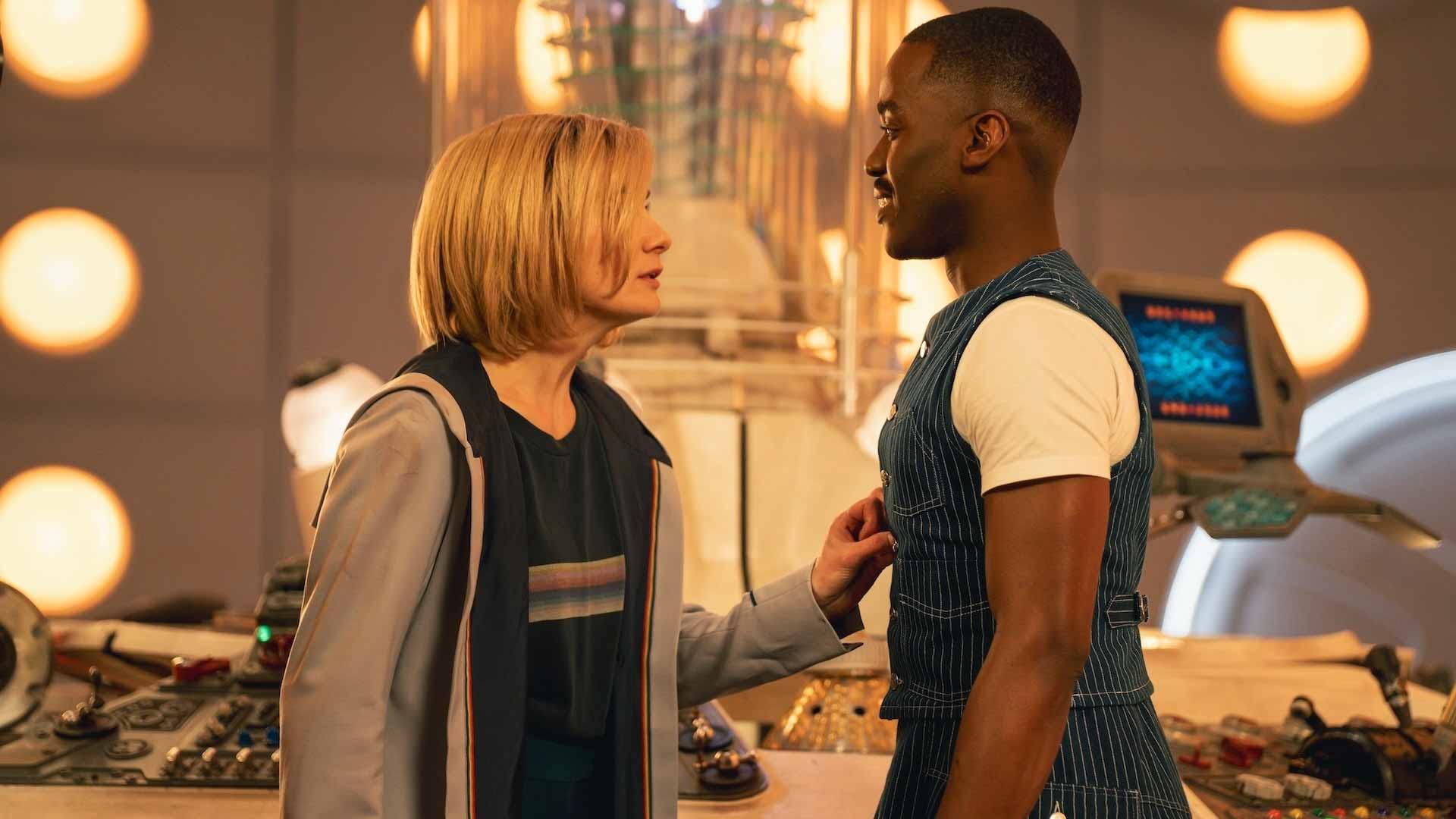 The Thirteenth Doctor comforts the Fifteenth Doctor inside the TARDIS in The Reality War