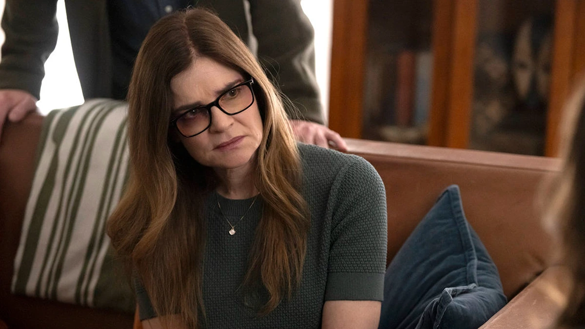 Law & Order: SVU Season 26 Episode 22 first look guest star Betsy Brandt