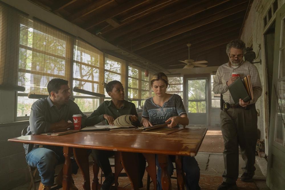 Fabien Frankel, Thuso Mbedu, Alison Oliver, Mark Ruffalo in Task Episode 1