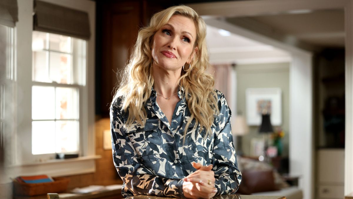 Stumble Season 1, Episode 1, "Pilot" - Jenn Lyon as Courteney Potter