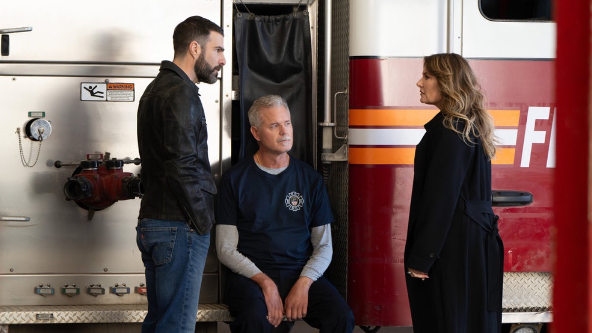 BRILLIANT MINDS -- "Fire Fighter" Episode 209 -- Pictured: (l-r) Zachary Quinto as Dr. Oliver Wolf, Eric Dane as Matthew Ramati, Mädchen Amick as Alicia Ramati -- (Photo by: Pief Weyman/NBC)