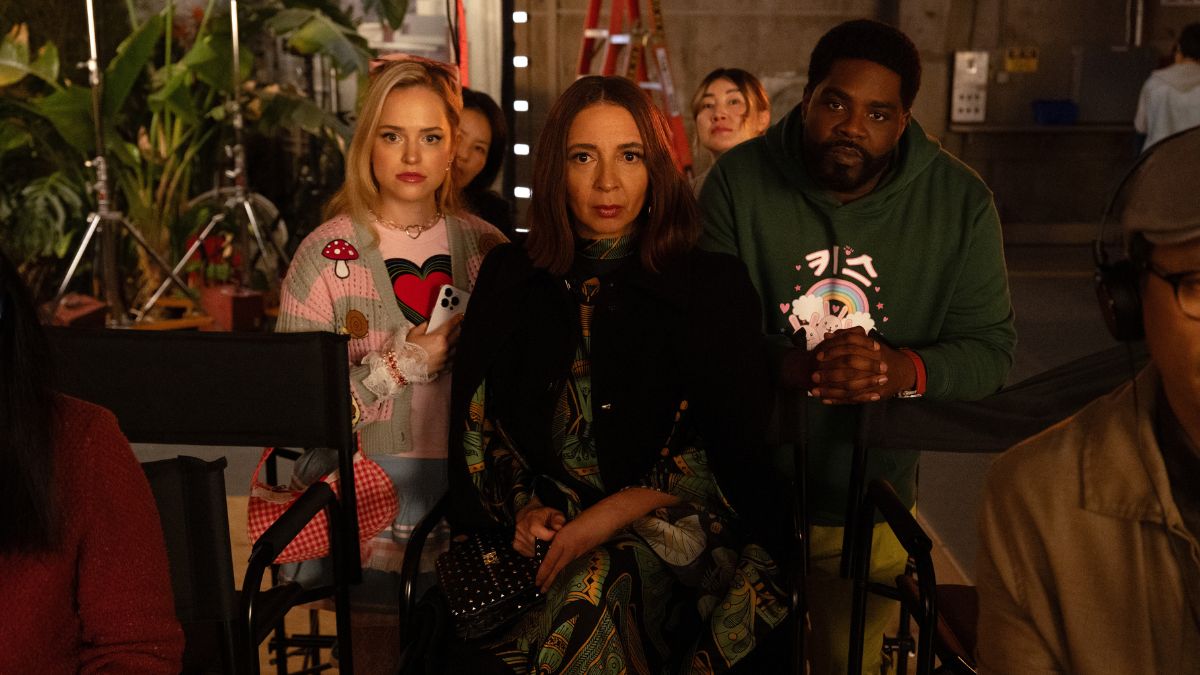 Loot Season 3, Episode 7, "Billionaire, Beautiful and True" - Stephanie Styles, Maya Rudolph and Ron Funches