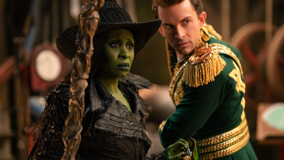 Cynthia Erivo as Elphaba and Jonathan Bailey as Fiyero in 'Wicked: For Good'