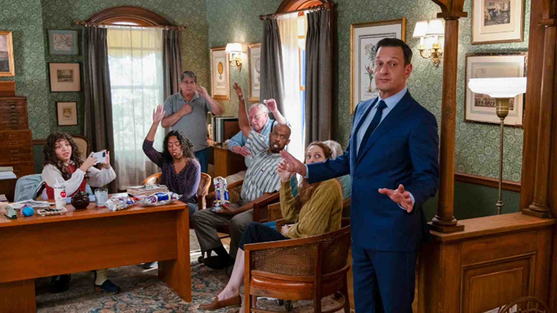 Josh Charles in Best Medicine Season 1, Episode 2. Courtesy of FOX.