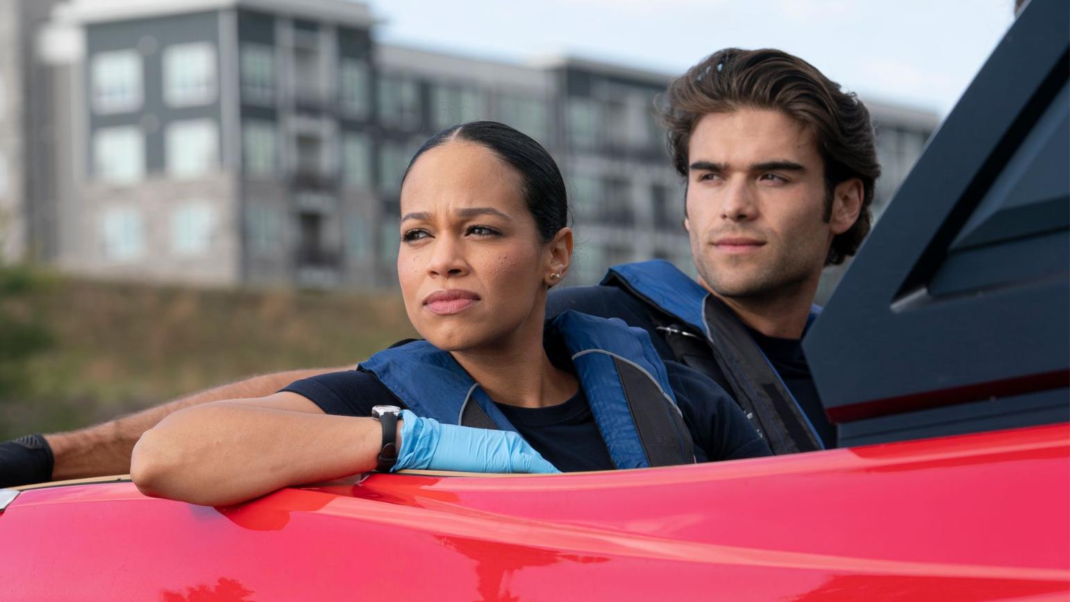 9-1-1: NASHVILLE – “You’ve Been Boarded” – Nashville is under siege, with each missed ransom escalating the stakes. As the city descends into chaos, Don grows desperate after losing contact with Blythe and races to find her before it’s too late. THURSDAY, JAN. 8 (9:00-10:00 p.m. EST) on ABC. (Disney/Jake Giles Netter) JUANI FELIZ, HUNTER MCVEY