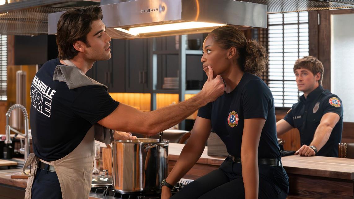 9-1-1: Nashville: “Let It R.I.P.” – Roxie notices Don is having panic attacks, and he finally comes clean about his past resurfacing. Meanwhile, Cammie begins to face reality when she starts attending a grief counseling group. THURSDAY, JAN. 29 (9:00-10:00 p.m. EST) on ABC. (Disney/Jake Giles Netter) HUNTER MCVEY, HAILEY KILGORE