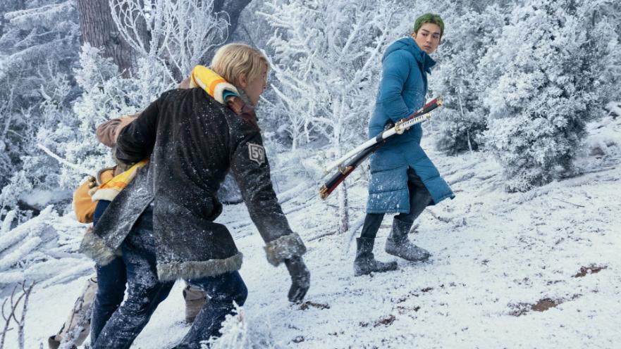 One Piece. (L to R) Taz Skylar as Sanji, Mackenyu as Roronoa Zoro in season 2 of One Piece. Cr. Casey Crafford/Netflix © 2025