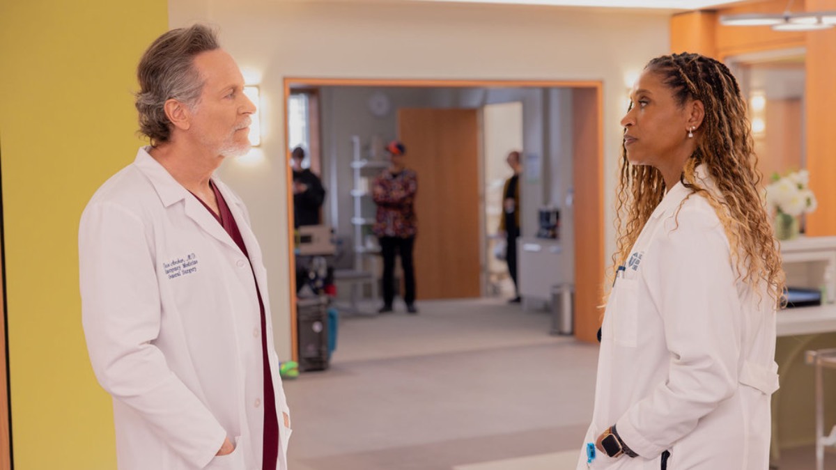 CHICAGO MED -- "The Cost of Living" Episode 1114 -- Pictured: (l-r) Steven Weber as Dr. Dean Archer, Merrin Dungey as Dr. Jennifer Kingston -- (Photo by: George Burns Jr/NBC)