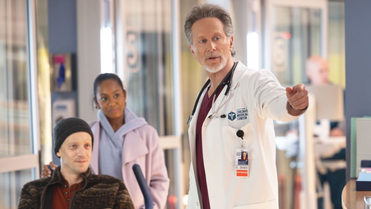 Steven Weber as Dr. Dean Archer in Chicago Med season 11 episode 15. (Photo Credit: Courtesy of NBC.)