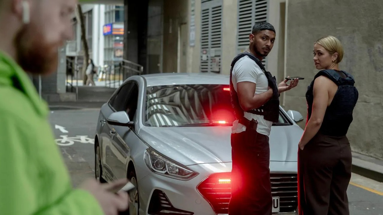 NCIS: Sydney Season 3, Episode 18 - DeShawn and Evie