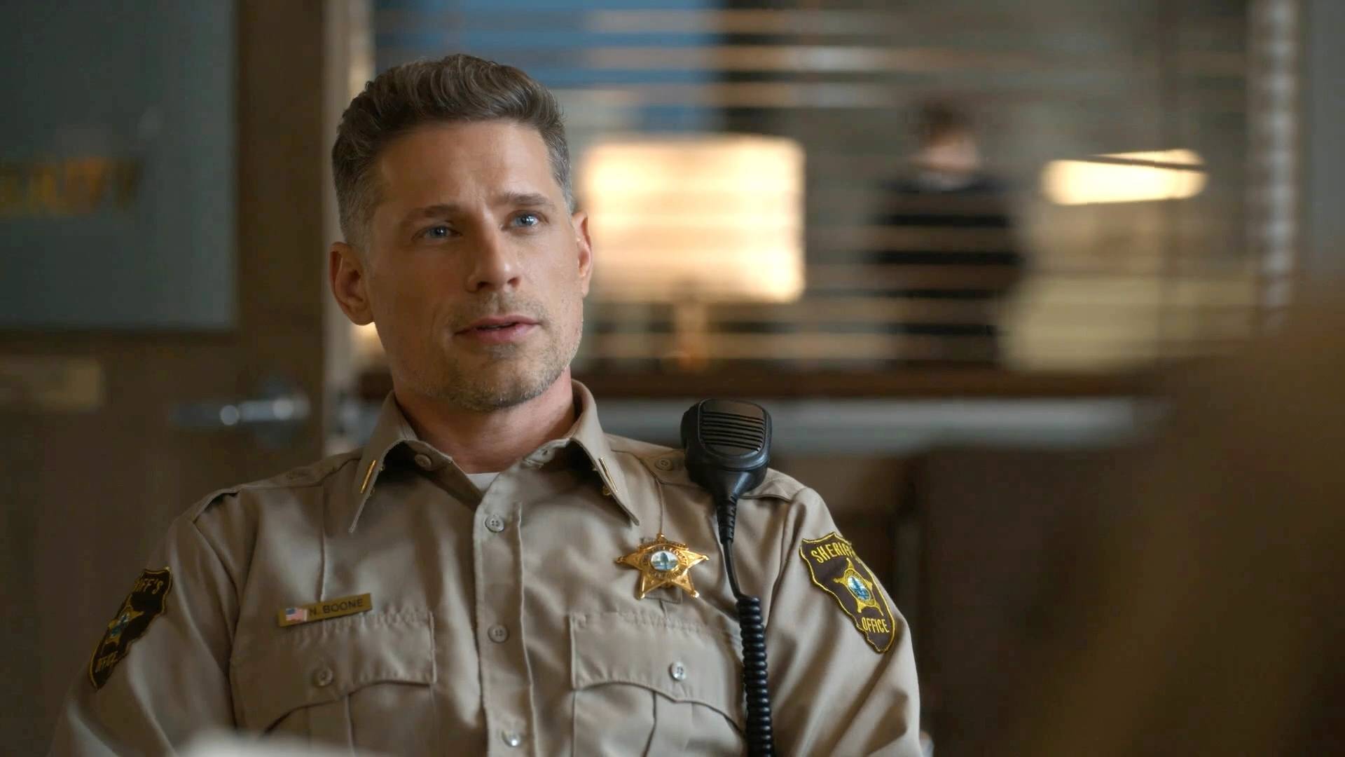 matt lauria in sheriff country