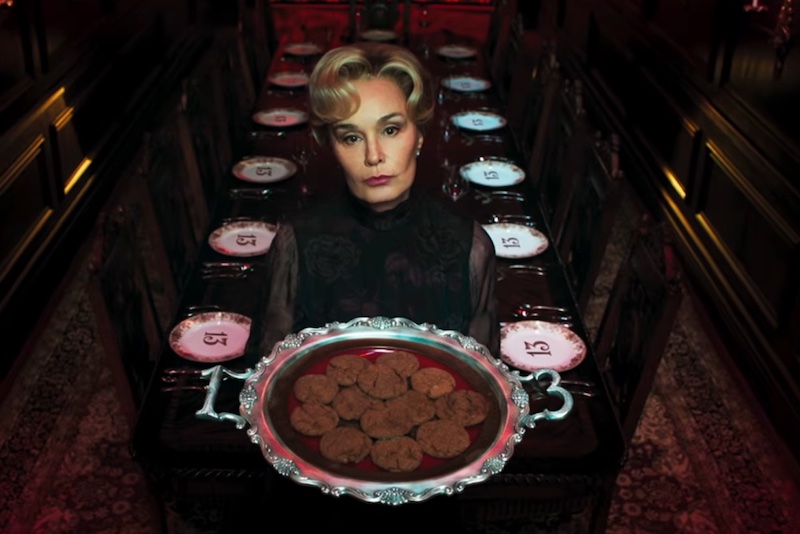 Jessica Lange in American Horror Story 13