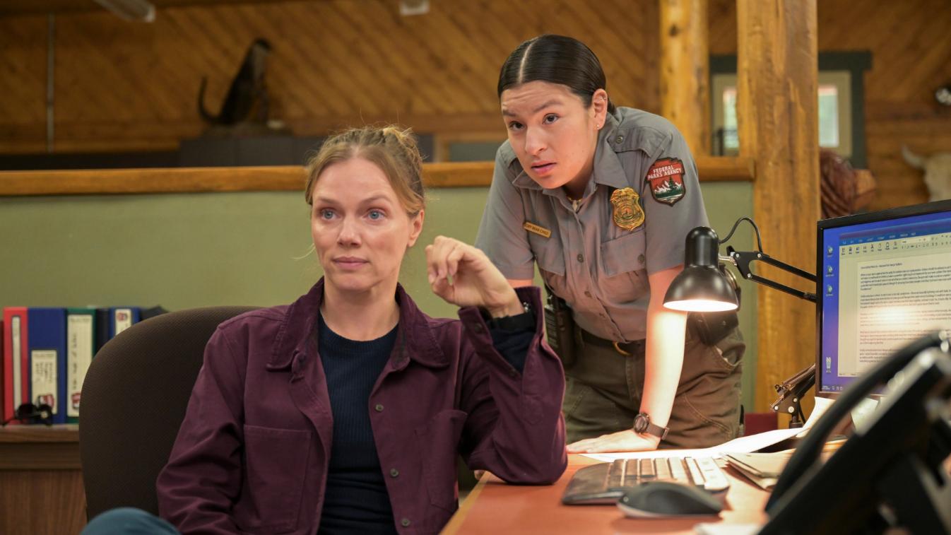 Ep# 106 - "There's Always a Road" - Tracy Spiridakos as Anna Pigeon and Paulina Alexis as Zoey Bear Child in Anna Pigeon on th USA NETWORK. Photo credit: Michelle Faye/USA Network © VERSANT MEDIA 2025. All Rights Reserved