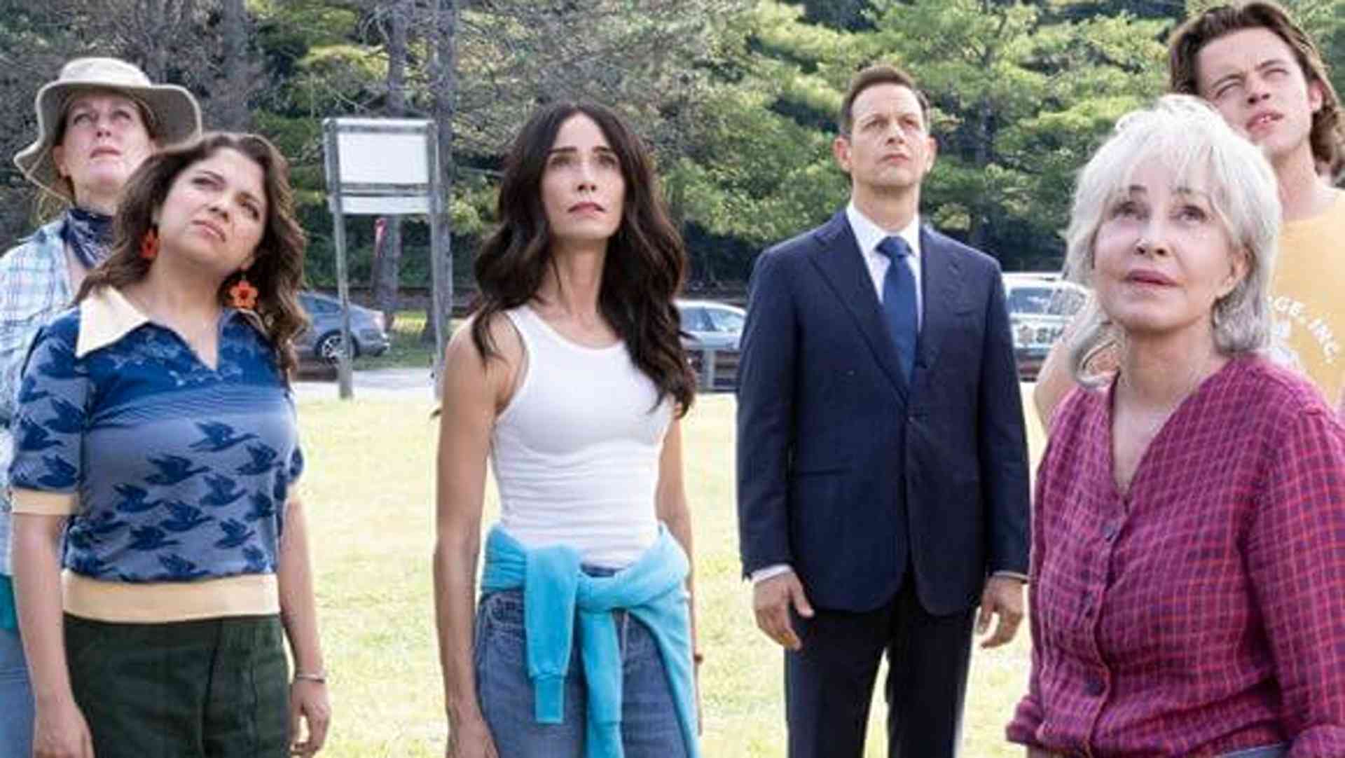 Cree, Abigail Spencer, Josh Charles, Annie Potts, and Carter Shimp in Best Medicine Season 2 Episode 1. Courtesy of FOX.